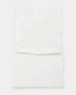 Fashion Dunnes Stores Cream Cellular Blanket