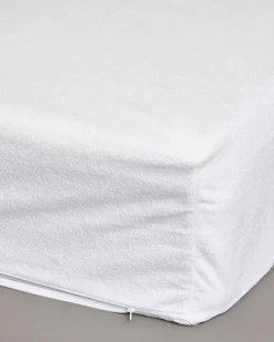Discount Dunnes Stores Dust Mite Zipped Waterproof Mattress Protector