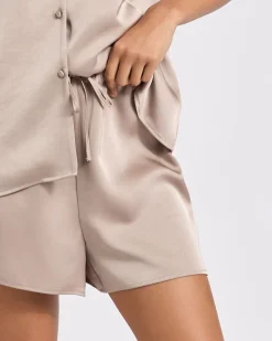 New Dunnes Stores Pearl Satin Revere Short Pyjama Set