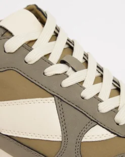 Hot Dunnes Stores Retro Casual Trainer