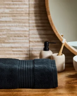 Fashion Dunnes Stores Ultimate Luxury Bath Towel