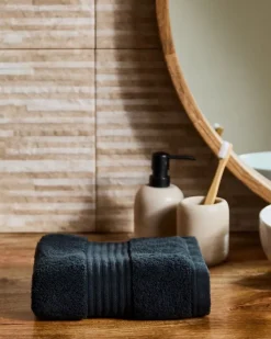 Sale Dunnes Stores Ultimate Luxury Hand Towel